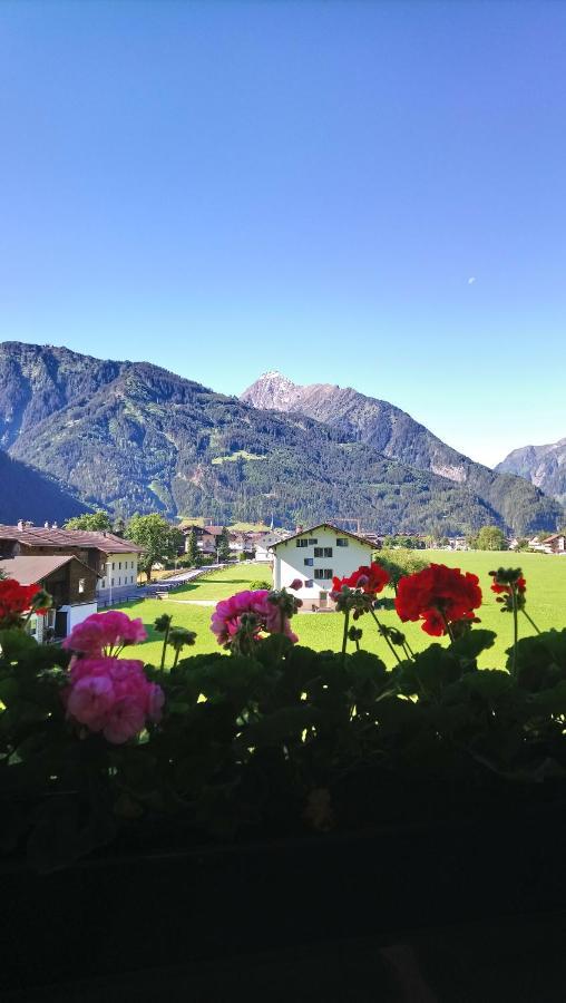 Landhaus Eberler Mayrhofen Dış mekan fotoğraf